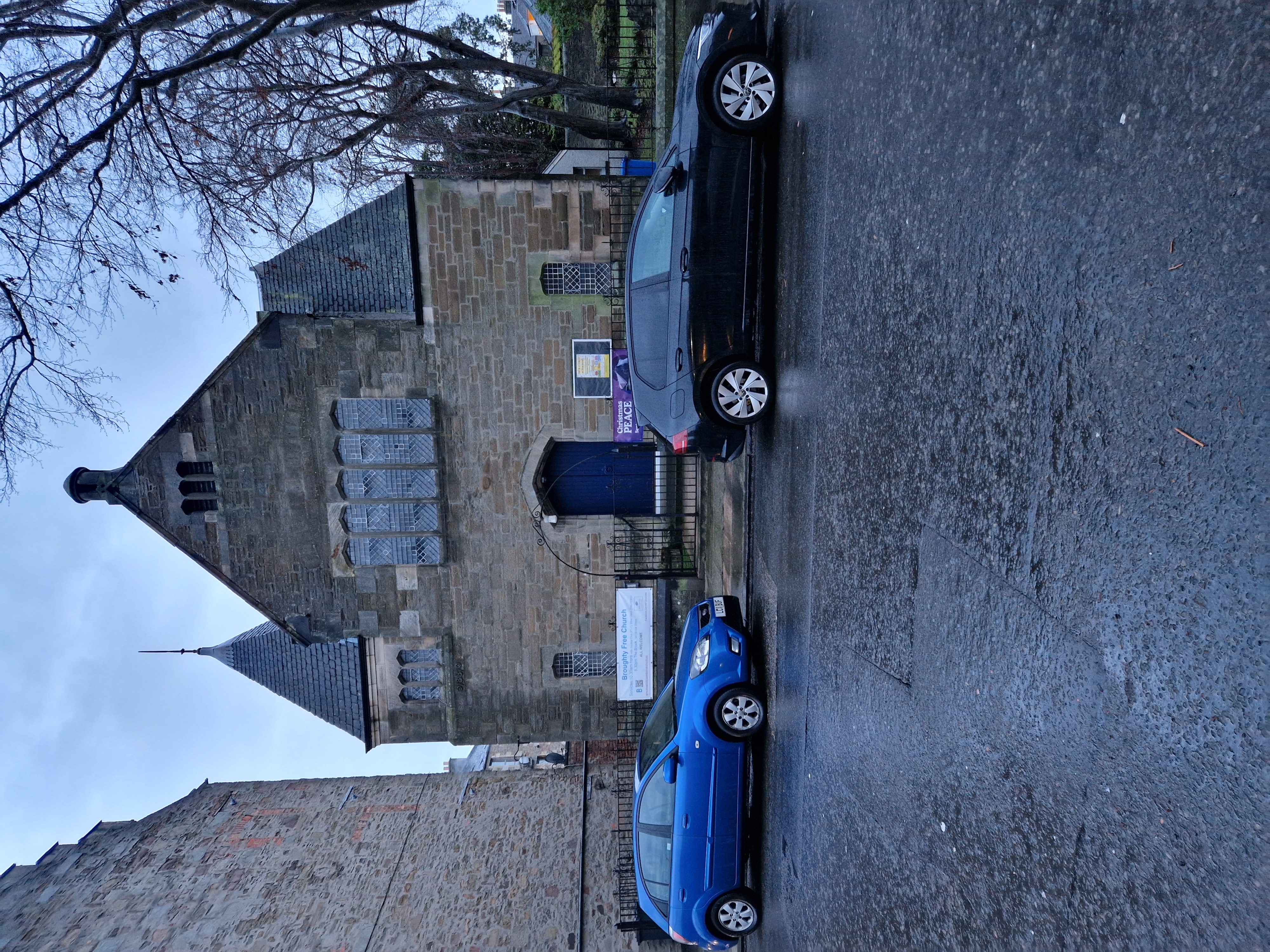 Broughty Ferry Parish Church, Queen Street East