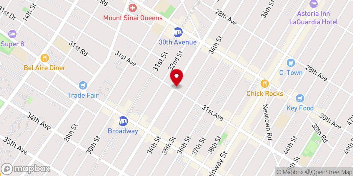 Map showing location of Mom's Kitchen & Bar