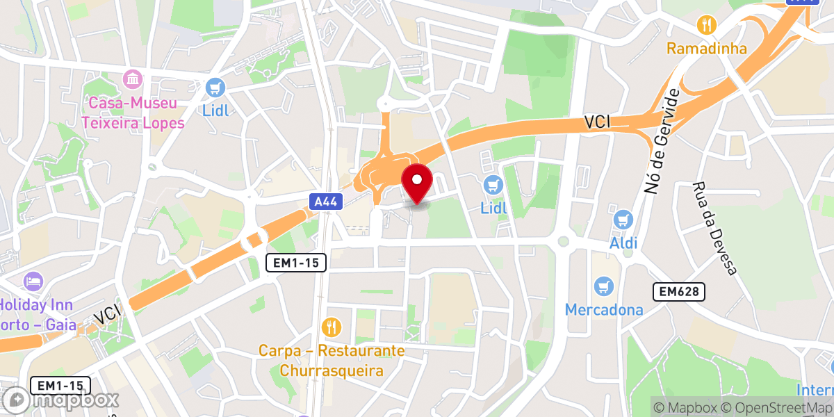 Map showing location of Centro Paroquial De Mafamude